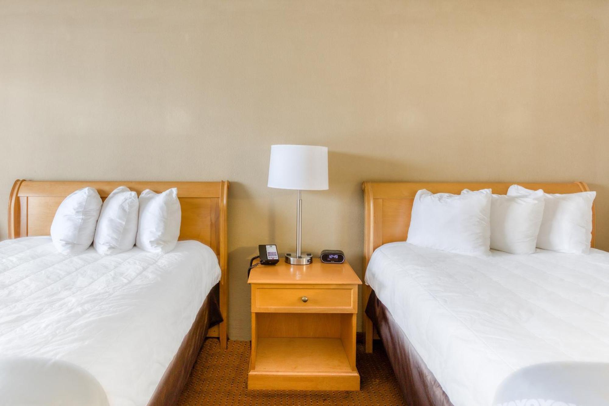 Отель Oyo Townhouse Owensboro West Экстерьер фото